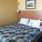 Kyriad Angers Sud Ponts-de-ce Hotel 3*