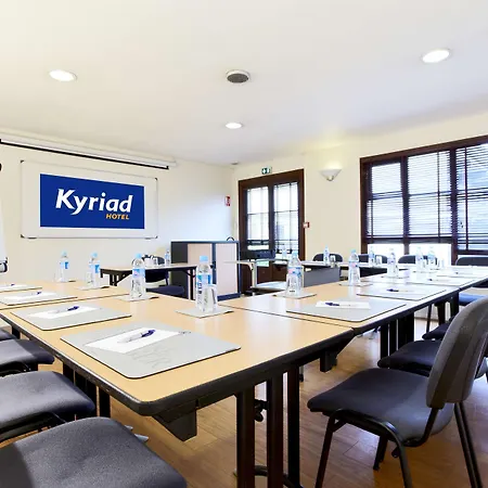 Kyriad Angers Sud Ponts-de-ce Hotel 3*