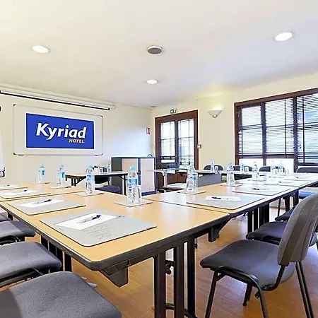 Kyriad Angers Sud Ponts-de-ce Hotel 3*