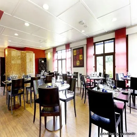 Hotell Kyriad Angers Sud Ponts-de-ce 3*