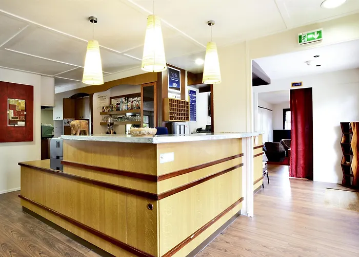 Hotel Kyriad Angers Sud Ponts-de-ce 3*